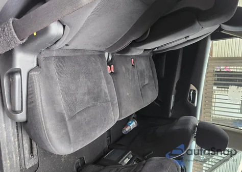 2013 Nissan Pathfinder z USA, uszkodzony, nr VIN 5N1AR2MM1DC659076